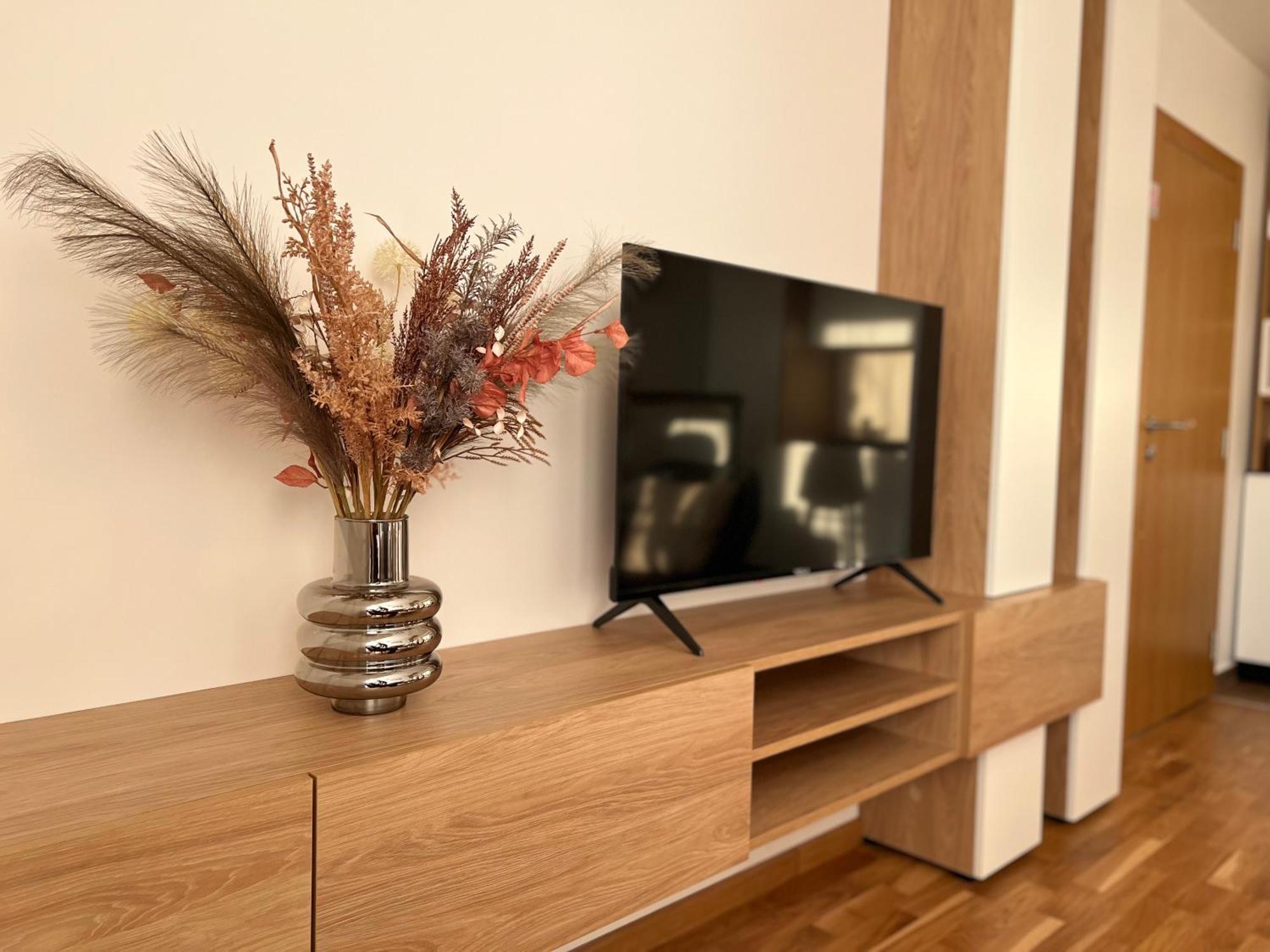 Prirodni Raj-udoban Apartment *